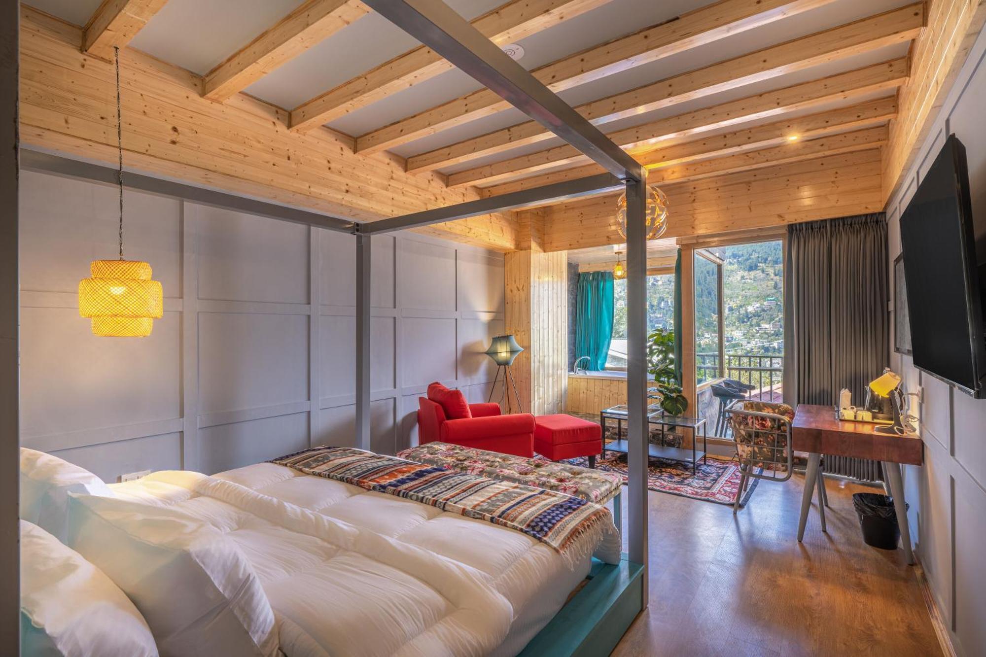 Отель Echor Himalayan Heights Luxe Manali Экстерьер фото